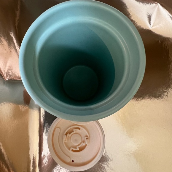 Starbucks Mugs with Lids - Picture 3 of 8